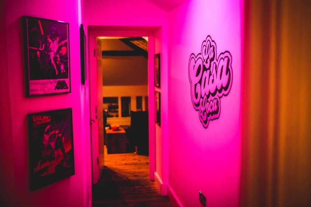 Games And Movies Lounge 7 Bed City Centre Apartment ニューカッスル・アポン・タイン エクステリア 写真